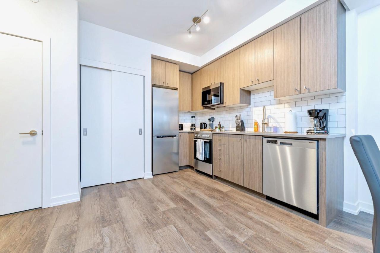 Luxurious 1Br Condo - Stunning City Views Kitchener Eksteriør billede